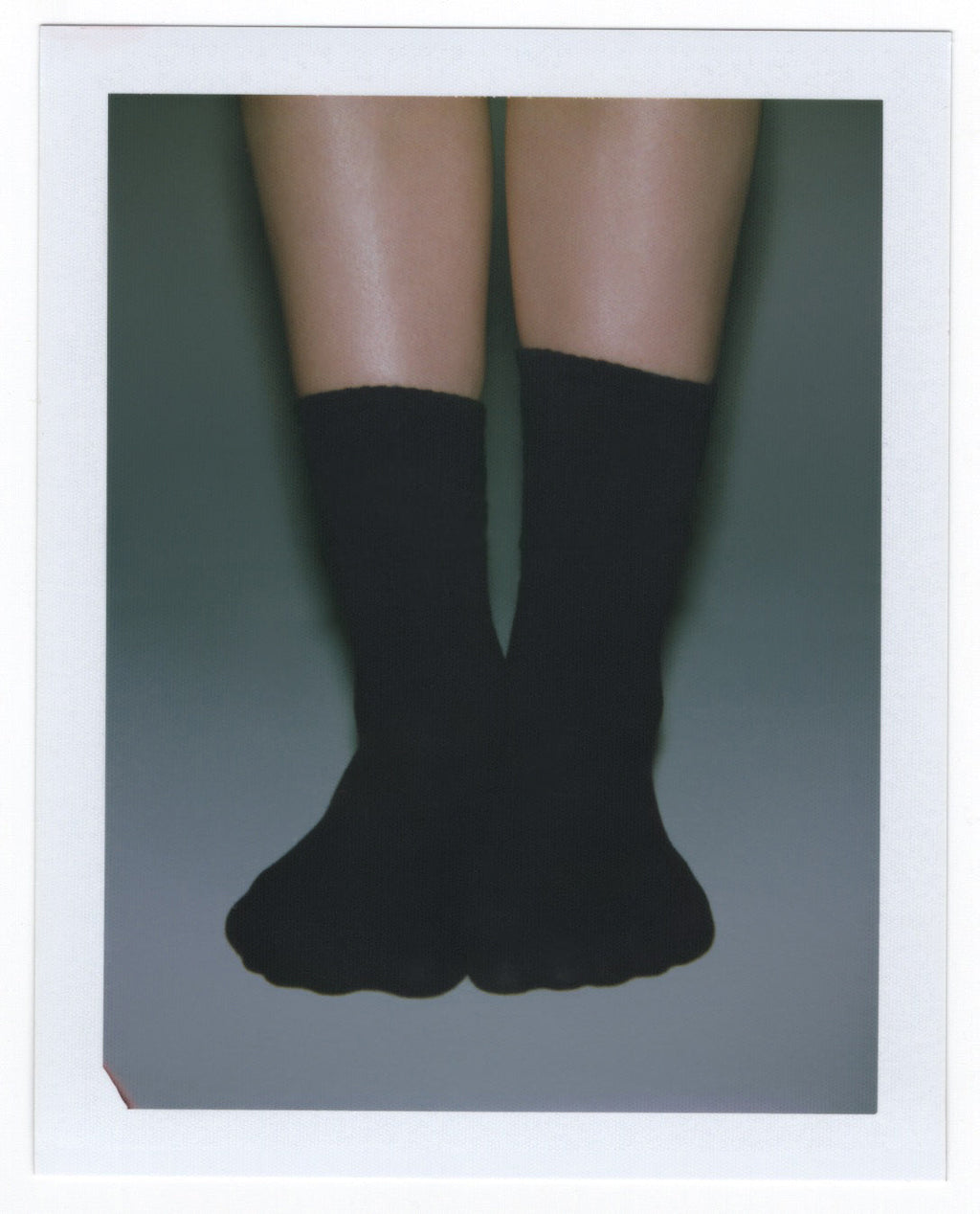 RIBBED CREW SOCK | SOOT
