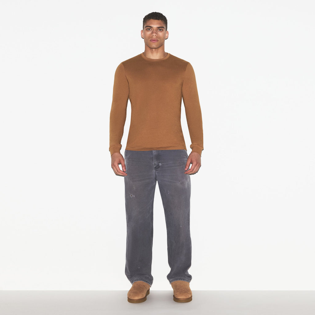 SKIMS COTTON MENS CLASSIC LONG SLEEVE T-SHIRT | RUSSET