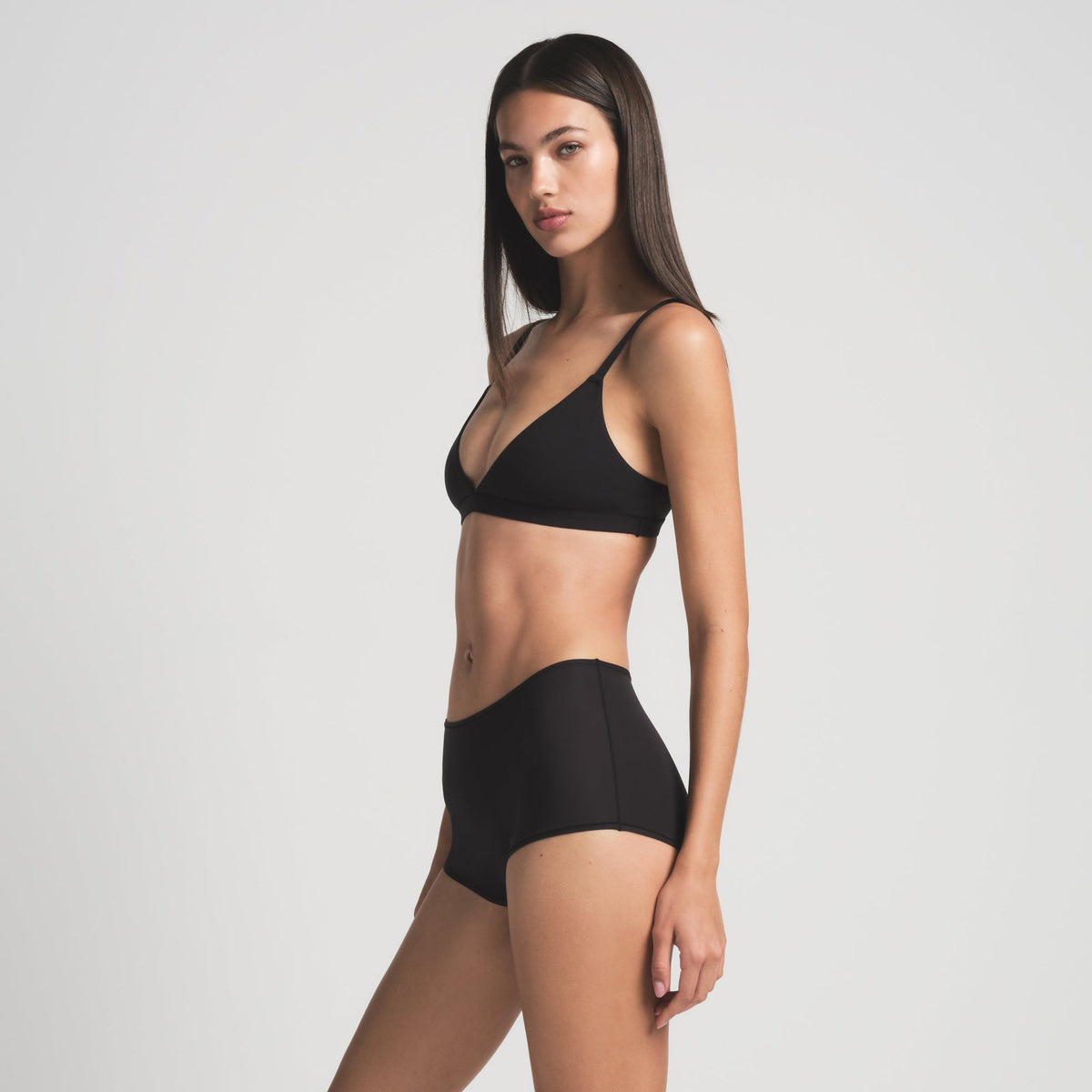 FITS EVERYBODY BOY SHORT | ONYX